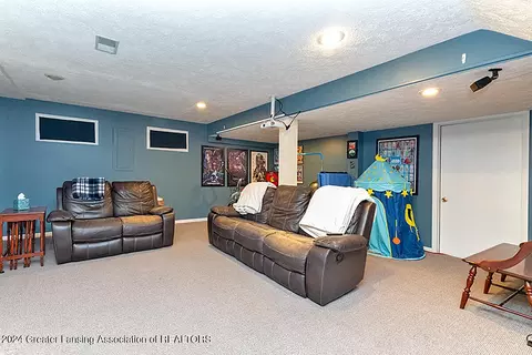 2035 Wild Cherry Path, Okemos, MI 48864 photo 25