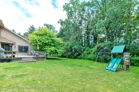 2035 Wild Cherry Path, Okemos, MI 48864 photo 27