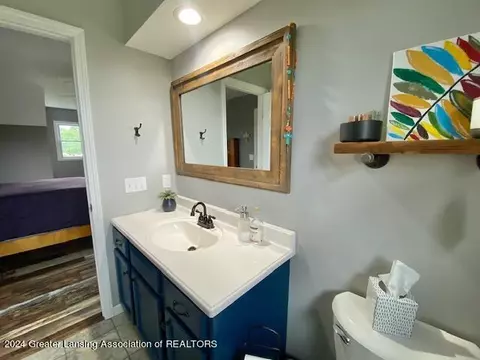 Bath - 4245 Beeman Rd, Williamston, MI 48895 photo 2 of 3
