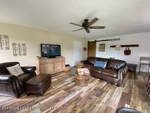 Living - 4245 Beeman Rd, Williamston, MI 48895 photo 2 of 5