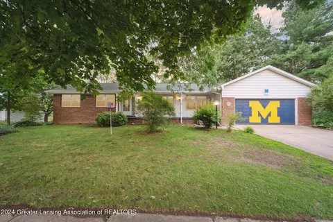 115 Pennsylvania St, Leslie, MI 49251