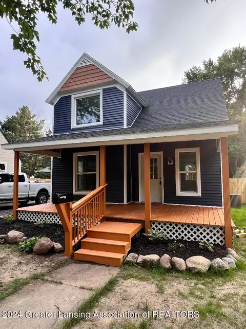 620 Horatio St, Charlotte, MI 48813