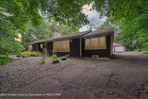 4490 Maumee Dr, Okemos, MI 48864