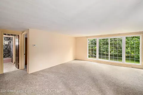 3017 W Maple Rapids Rd, Saint Johns, MI 48879 photo 6