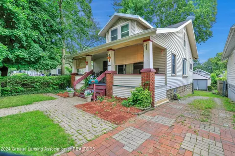 1216 Climax St, Lansing, MI 48912