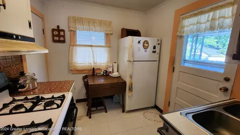 401 E Rouse St, Lansing, MI 48910 photo 11