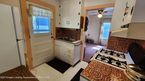 401 E Rouse St, Lansing, MI 48910 photo 10