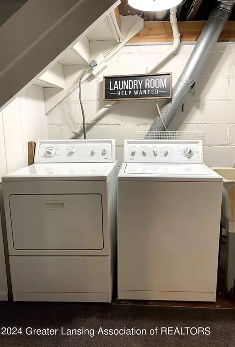 Other - 400 Everett Dr, Lansing, MI 48915 photo 8 of 11