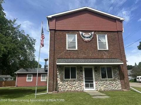 5312 Old Lansing Rd, Lansing, MI 48917