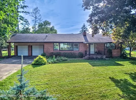 4323 Greenwood Dr, Okemos, MI 48864