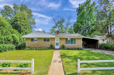 3301 Risdale Ave, Lansing, MI 48911