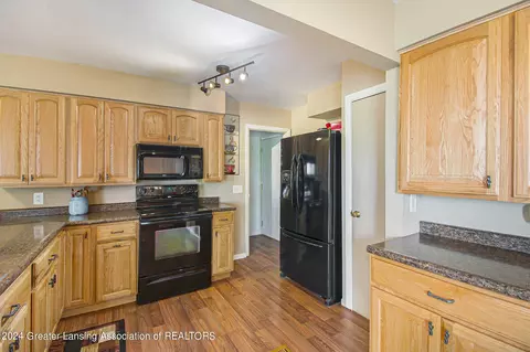 3689 E Herbison Rd, Bath, MI 48808 photo 7