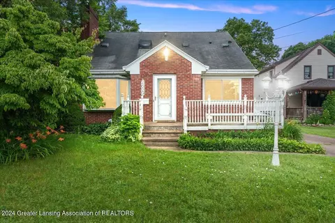 2629 Turner Rd, Lansing, MI 48906