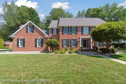 1003 Sandhill Dr, Dewitt, MI 48820
