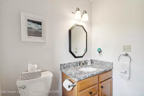 Bath - 1003 Sandhill Dr, Dewitt, MI 48820 photo 2 of 8