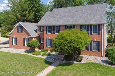Exterior - 1003 Sandhill Dr, Dewitt, MI 48820 photo 12 of 14