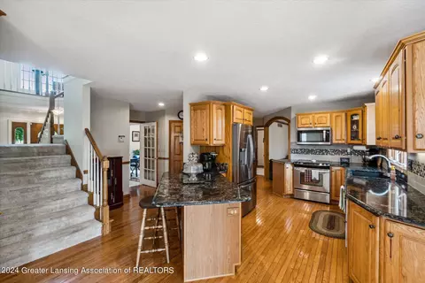 Kitchen - 1003 Sandhill Dr, Dewitt, MI 48820 photo 1 of 5