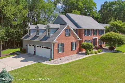 Exterior - 1003 Sandhill Dr, Dewitt, MI 48820 photo 3 of 14