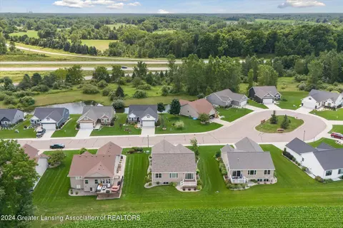 View/Area - 4140 Keepsake Ln, Lansing, MI 48906 photo 3 of 12