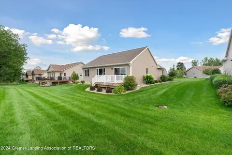 Exterior - 4140 Keepsake Ln, Lansing, MI 48906 photo 6 of 9