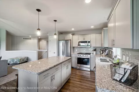 Kitchen - 4140 Keepsake Ln, Lansing, MI 48906 photo 3 of 3