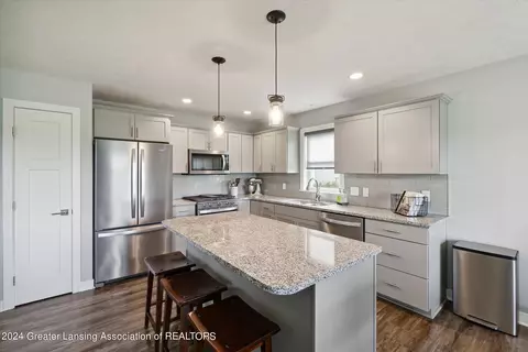Kitchen - 4140 Keepsake Ln, Lansing, MI 48906 photo 1 of 3