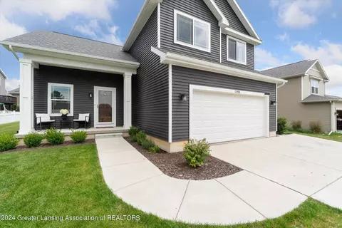 Exterior - 13900 Bauerle Rd, Dewitt, MI 48820 photo 3 of 9