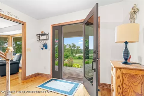 Entry Way - 1680 W Chadwick Rd, Dewitt, MI 48820 photo 1 of 4
