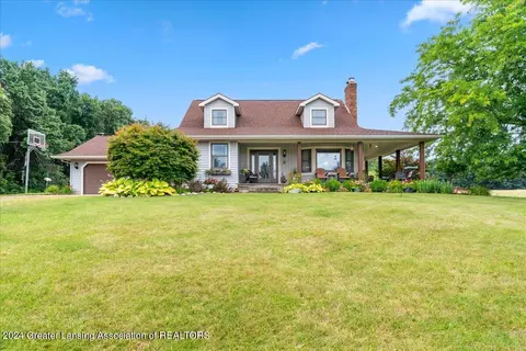 Exterior - 1680 W Chadwick Rd, Dewitt, MI 48820 photo 1 of 7
