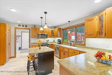 Kitchen - 1680 W Chadwick Rd, Dewitt, MI 48820 photo 1 of 4