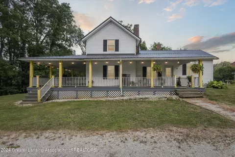 200 S Ionia Rd, Vermontville, MI 49096