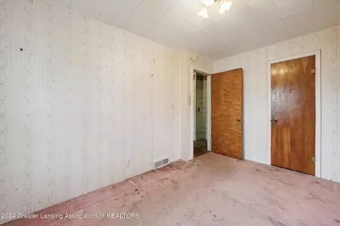Bedroom - 12399 Ruppert Rd, Perry, MI 48872 photo 5 of 7
