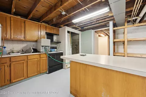 Kitchen - 12399 Ruppert Rd, Perry, MI 48872 photo 5 of 5