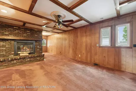 Living - 12399 Ruppert Rd, Perry, MI 48872 photo 3 of 4