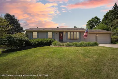 6529 W Cutler Rd, Dewitt, MI 48820