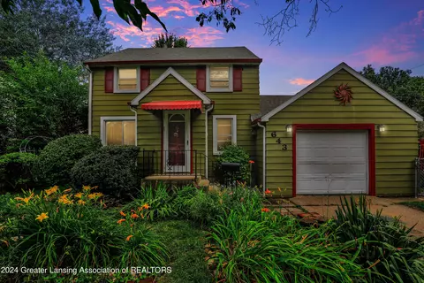 643 Spokane Ave, Lansing, MI 48910