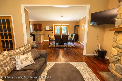 6459 Ellen Ln, Jackson, MI 49201 photo 4