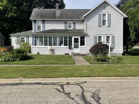 814 Hill St, Portland, MI 48875