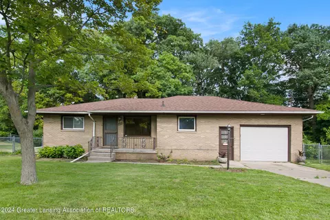 1414 Indiana Ave, Lansing, MI 48906