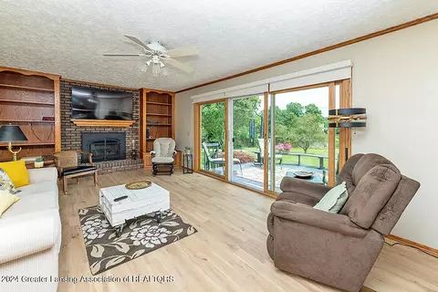 6704 E Galway Cir, Dimondale, MI 48821 photo 21