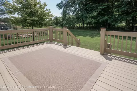 Exterior - 7745 Taragreen Dr, Lansing, MI 48917 photo 8 of 11