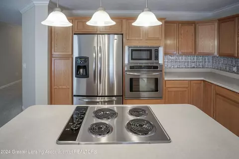 Kitchen - 7745 Taragreen Dr, Lansing, MI 48917 photo 9 of 9