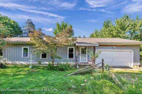 3288 Mcconnell Hwy, Charlotte, MI 48813