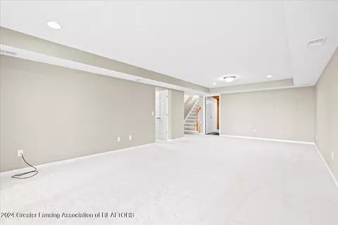 Living - 1252 Wineleaf Ln, Dewitt, MI 48820 photo 3 of 4