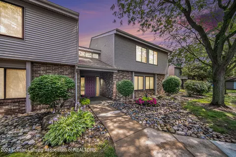 1046 Grenoble Ln # C, Lansing, MI 48917