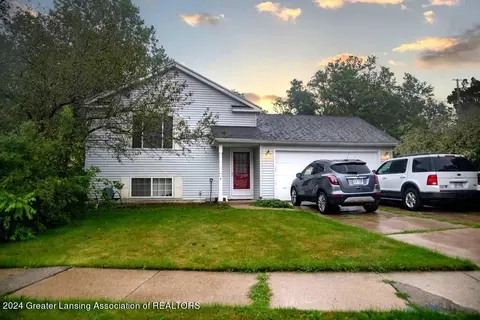 5430 Sunrose Ave, Lansing, MI 48911