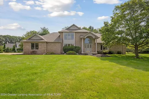 2387 Forest Oak Trl, Williamston, MI 48895