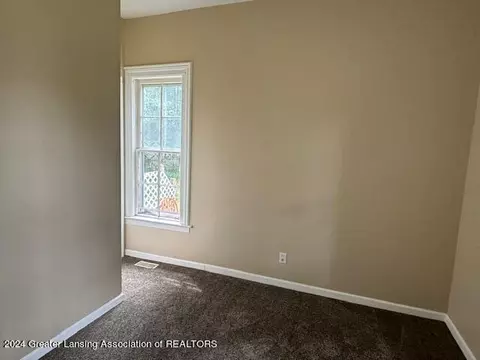 400 Wight St, Saint Johns, MI 48879 photo 7