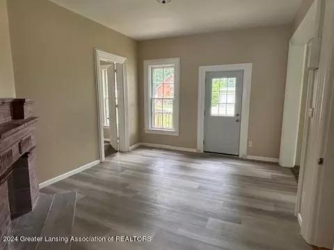 400 Wight St, Saint Johns, MI 48879 photo 5