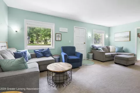 Living - 438 E Washington St, Dimondale, MI 48821 photo 1 of 2